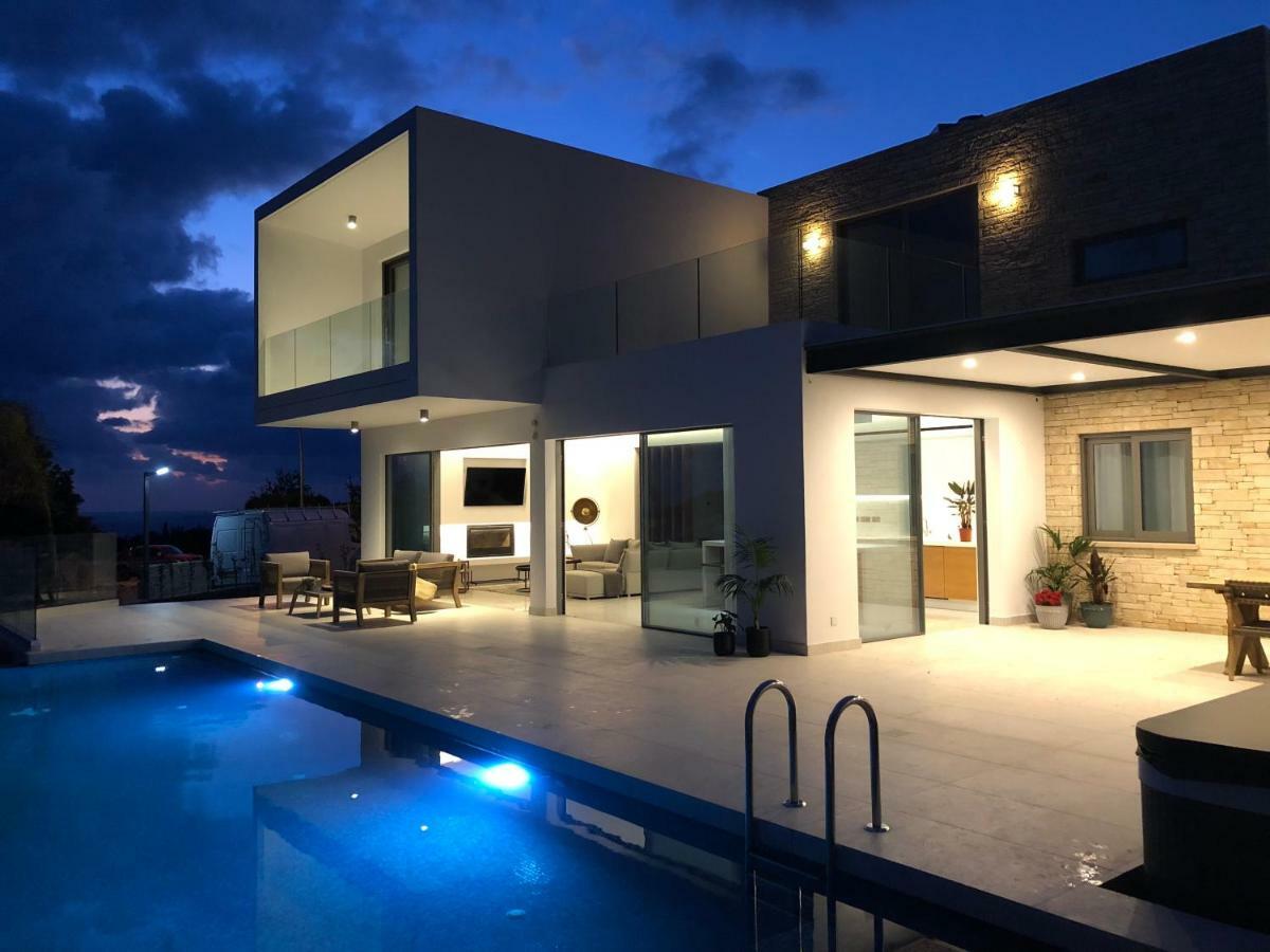 Golden Shore Paphos Exterior foto